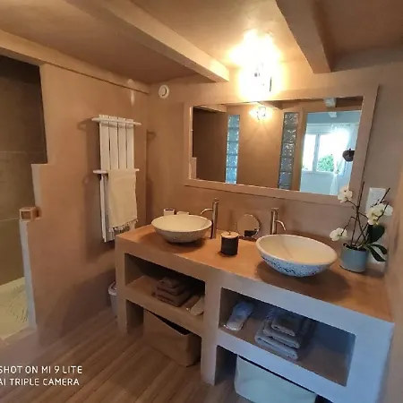 Hotel Le Clos De Camargue *