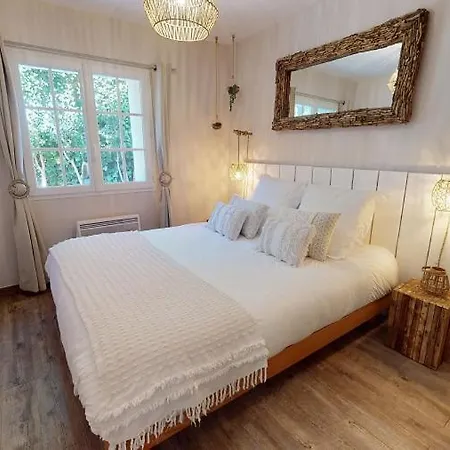 Le Clos De Camargue Hotel Gallician