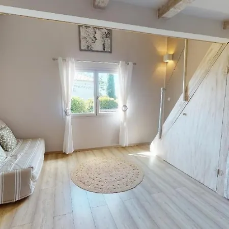 Le Clos De Camargue * Gallician